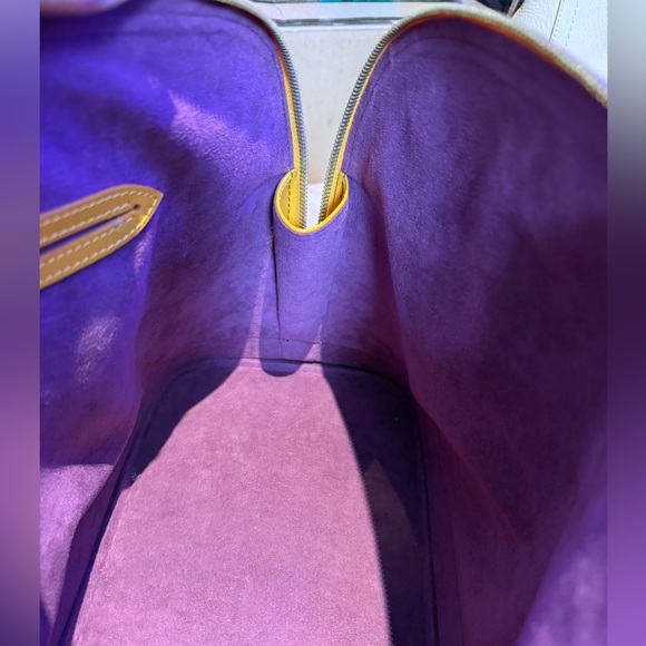 Louis Vuitton Epi Alma PM Handbag - VINTAGE - Picture 14 of 16